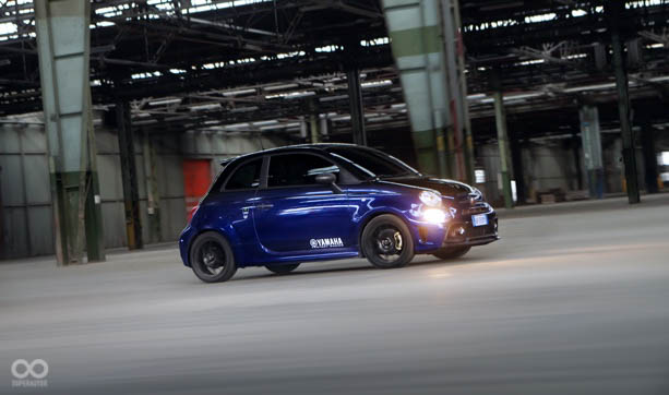 ABARTH 595 MONSTER ENERGY YAMAHA，與YAMAHA MotoGP廠隊聯名