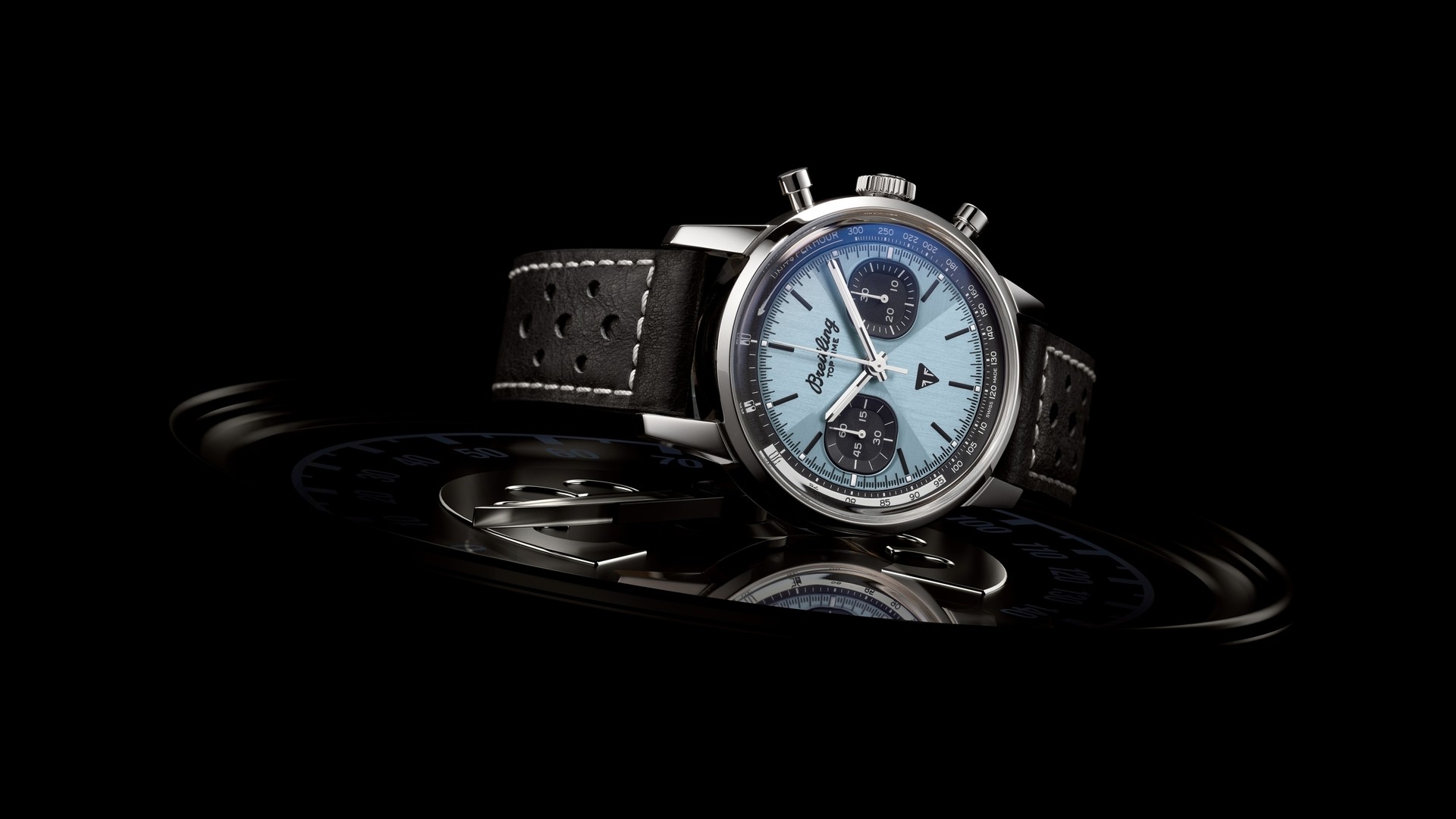 瑞士頂級手錶品牌Breitling百年靈聯名Triumph推出全新聯名手錶Top Time Triumph