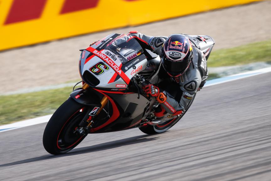 曾經效力過APRILIA,現在是HONDA代班車手的Bradl,也許會是選項