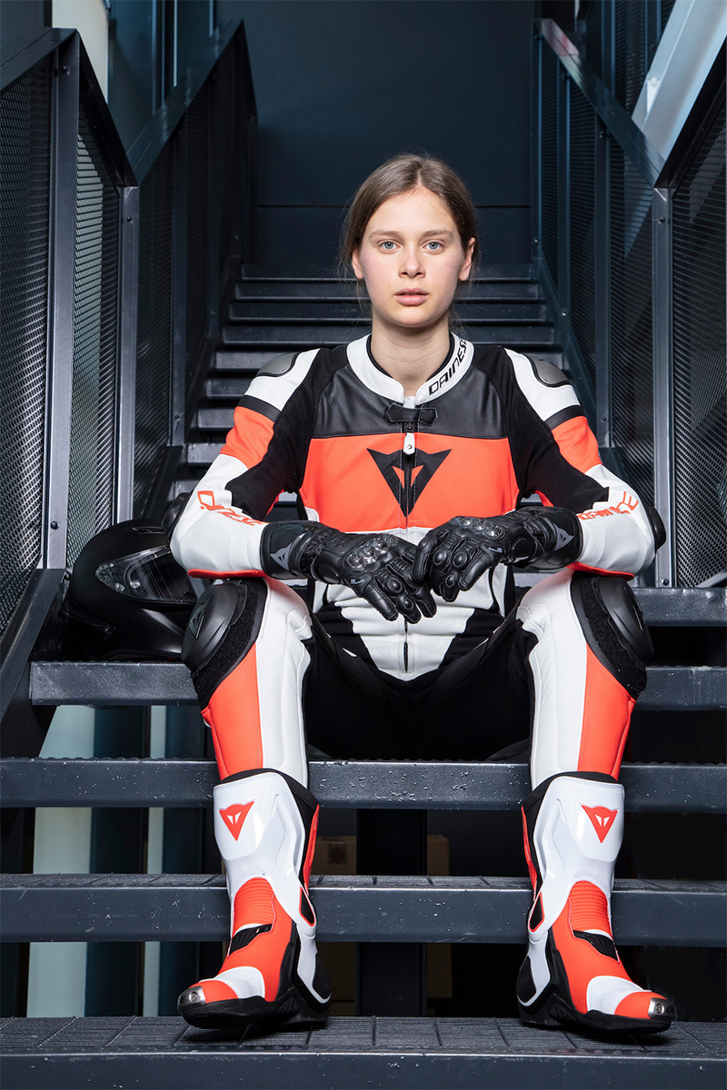 全新的Dainese Imatra不知是否有獲得女性車友的青睞呢?