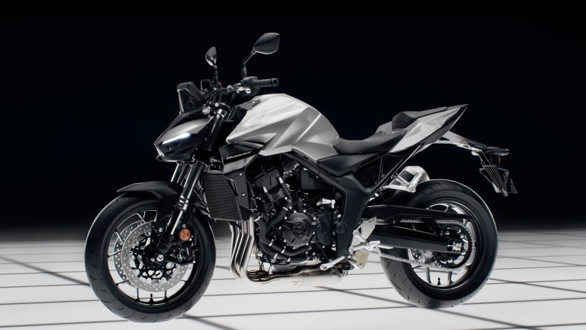 Honda在2023米蘭車展帶來全新的CB1000 Hornet運動街車