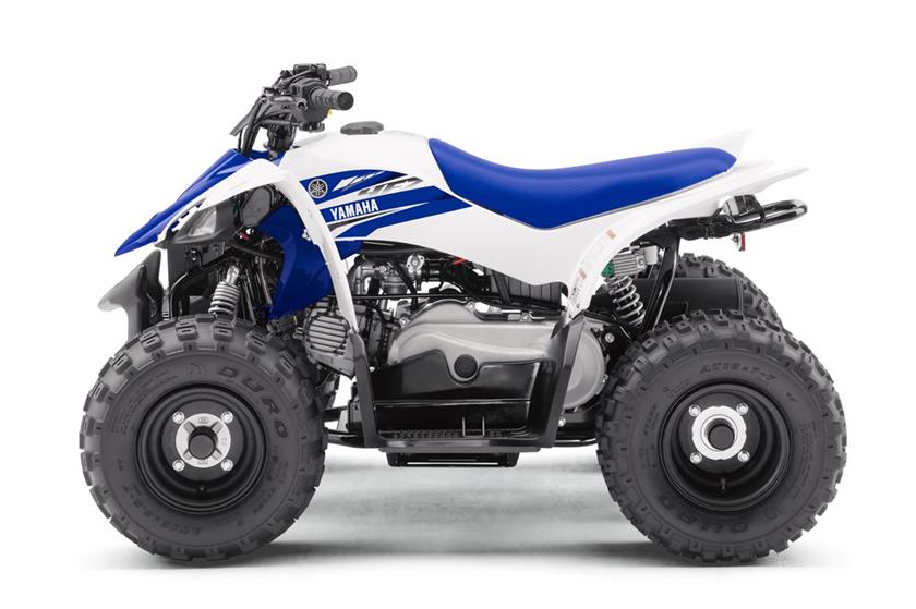 流線的外型完全承襲YAMAHA YFZ450R的設計風格