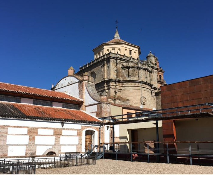 免費參觀的博物館，裡面記載著千年前這裡居民的生活方式。