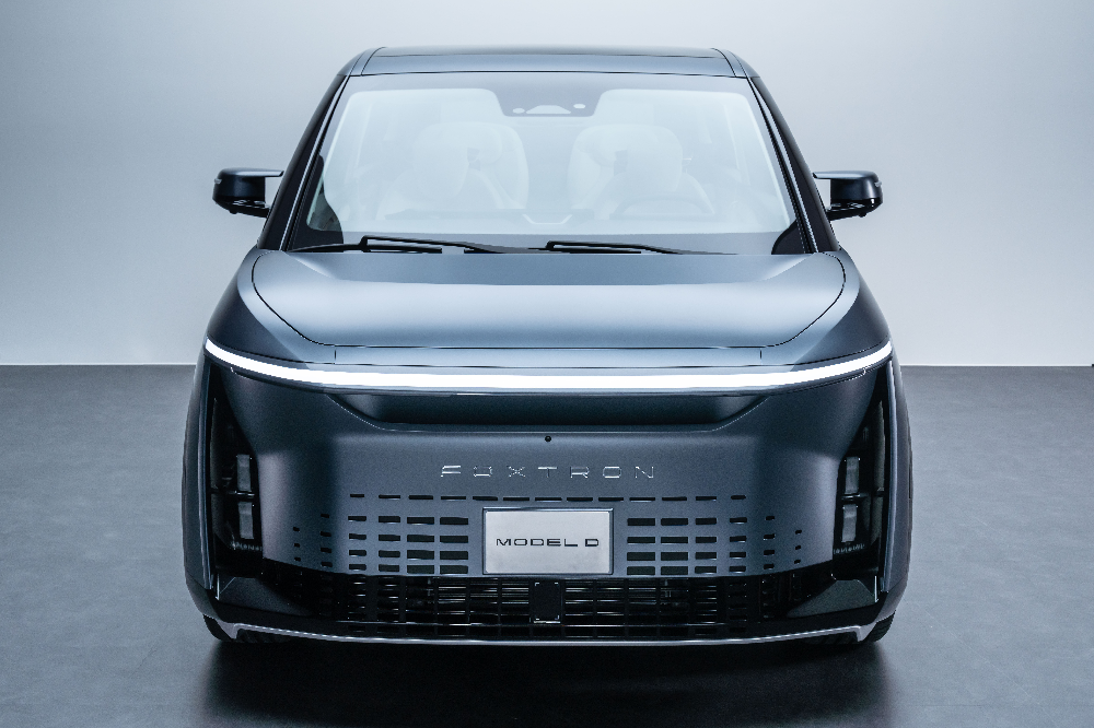 鴻海科技官方正積極研發最新駕駛輔助系統,不過官方並沒有釋出Model D的發售時程,想買他的人可能要再等等了