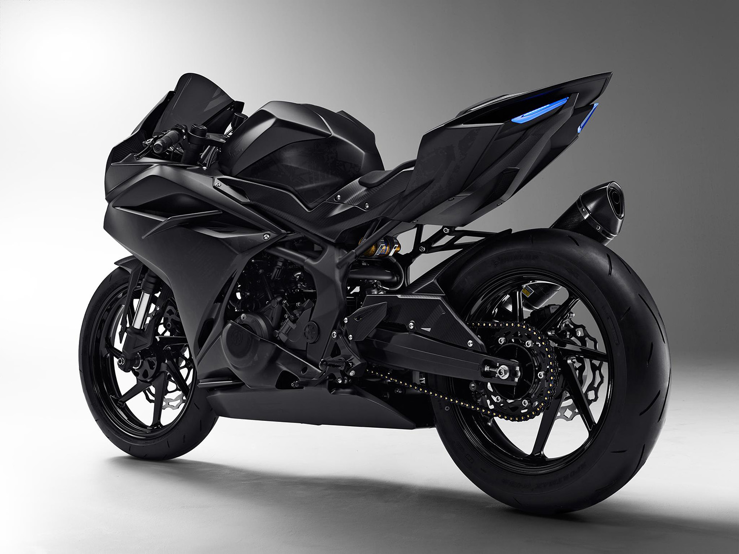 從車身視覺來看，這輛CBR250RR凶惡程度一點都不輸600RR