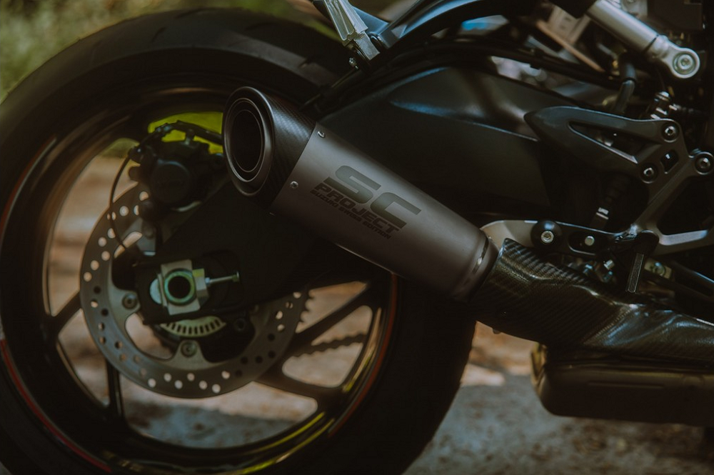 排氣管部分換成了SC Project的產品