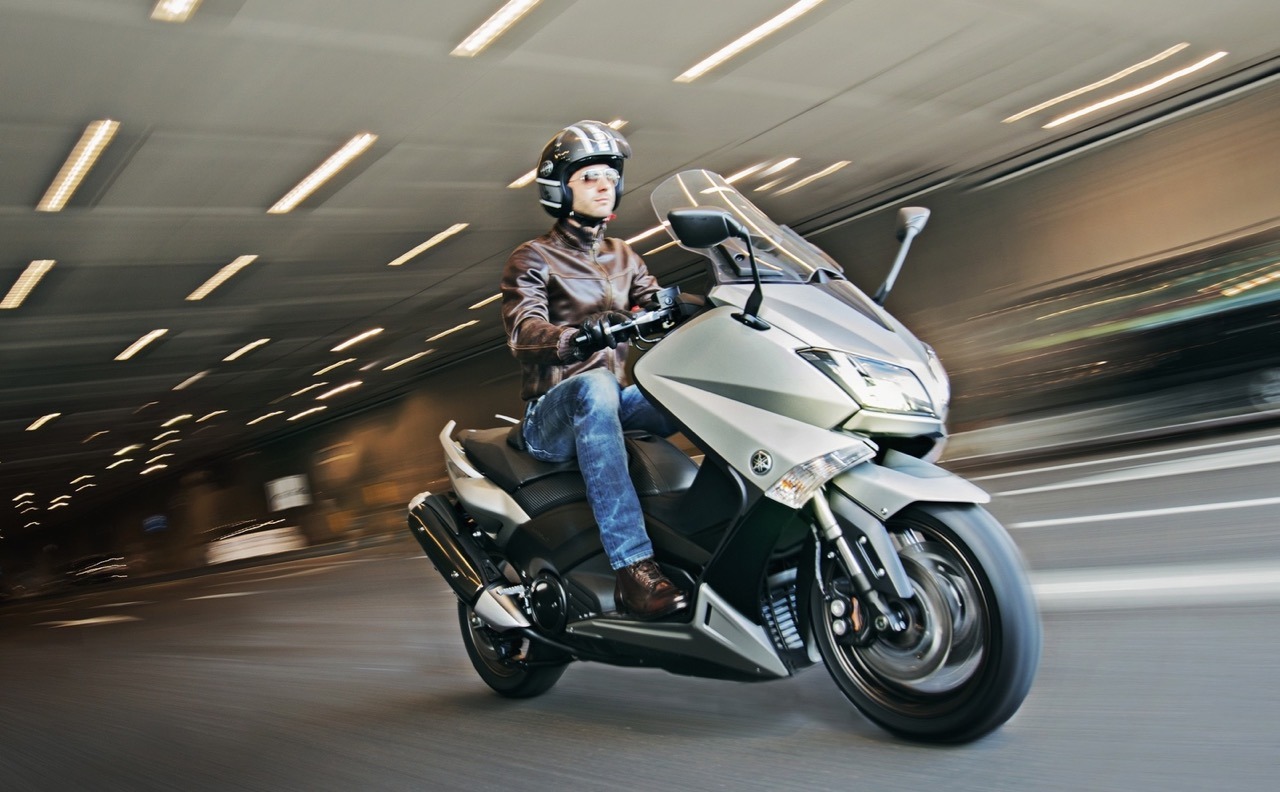 Yamaha TMAX車系從推出以來就以優異的運動性能與造型在全球騎士心中佔有一席之地,運動型大羊霸主的地位目前難以撼動。
