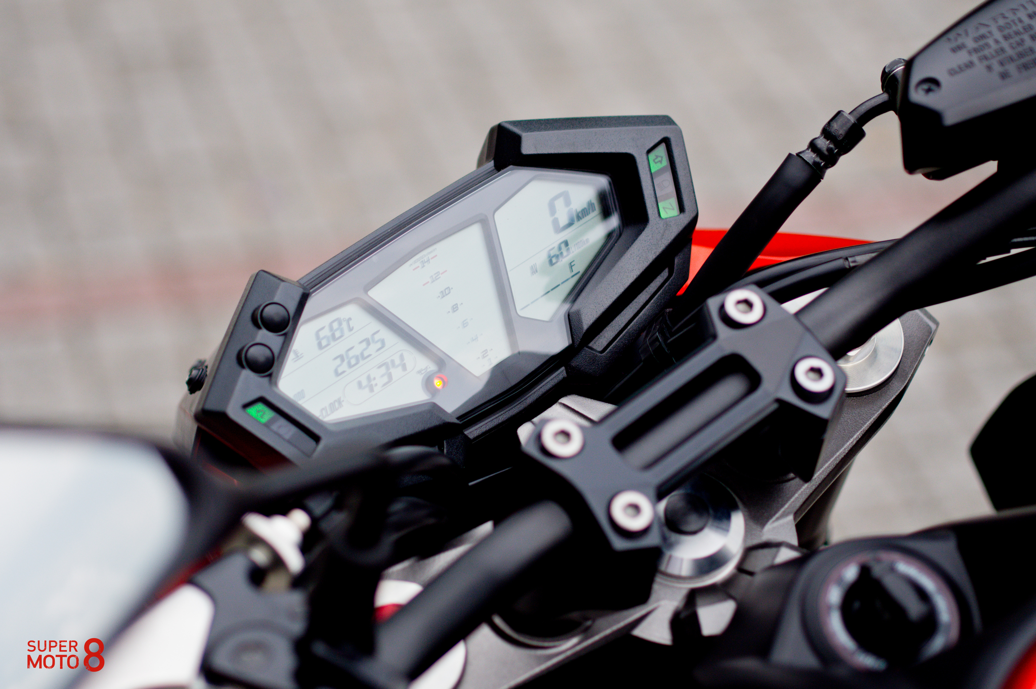 前衛又科技感十足的儀表