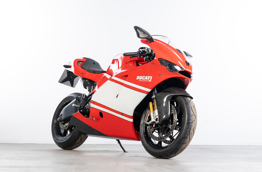 最終在平台上的成交價格約200萬新台幣,對這類型車款有興趣的讀者們一定要先準備好自己的錢包深度