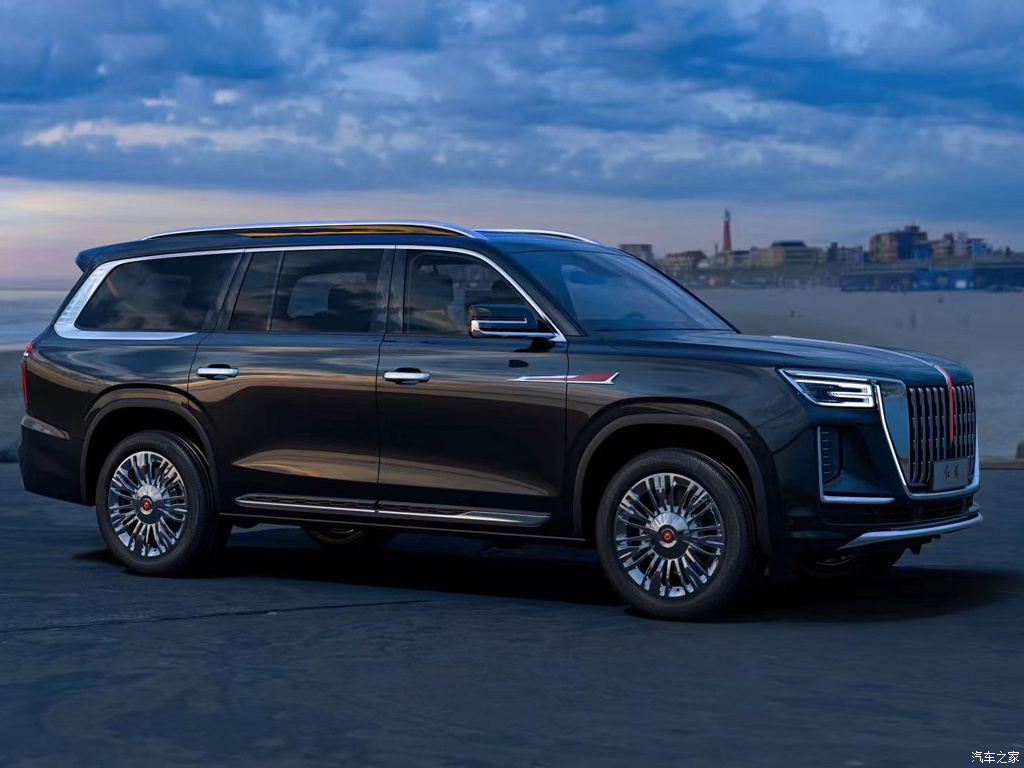 車頭有一個非常巨大的水箱護罩，車尾則有一個大面積的LED尾燈組