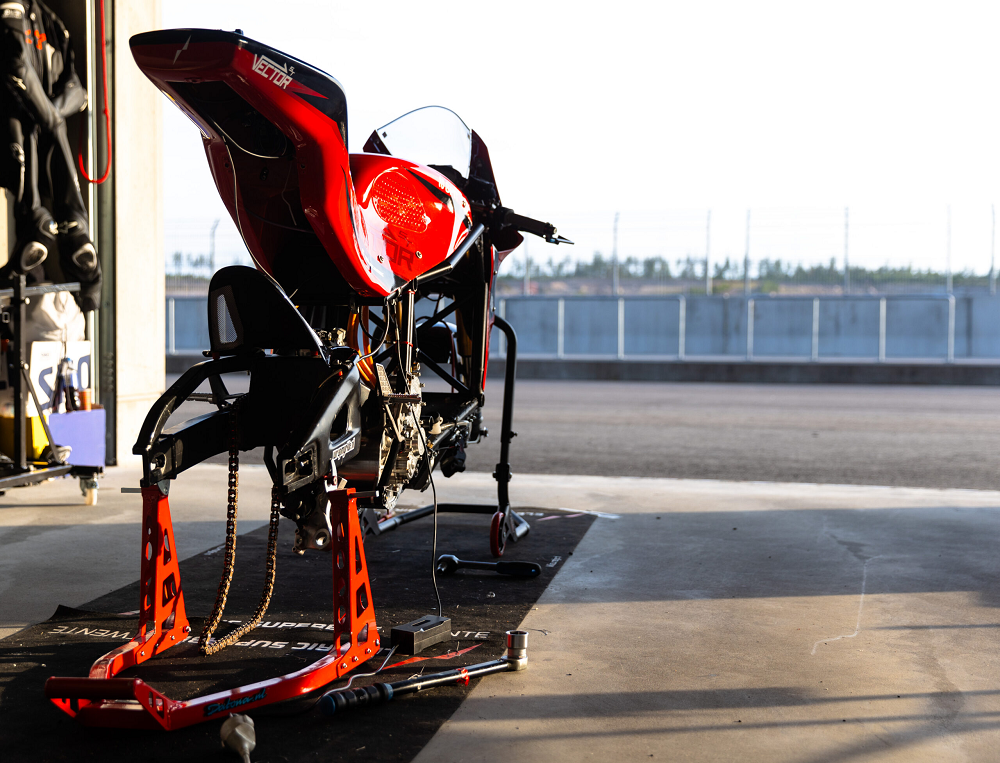 純電仿賽Vector-ST是由一群荷蘭大學生共同打造而成