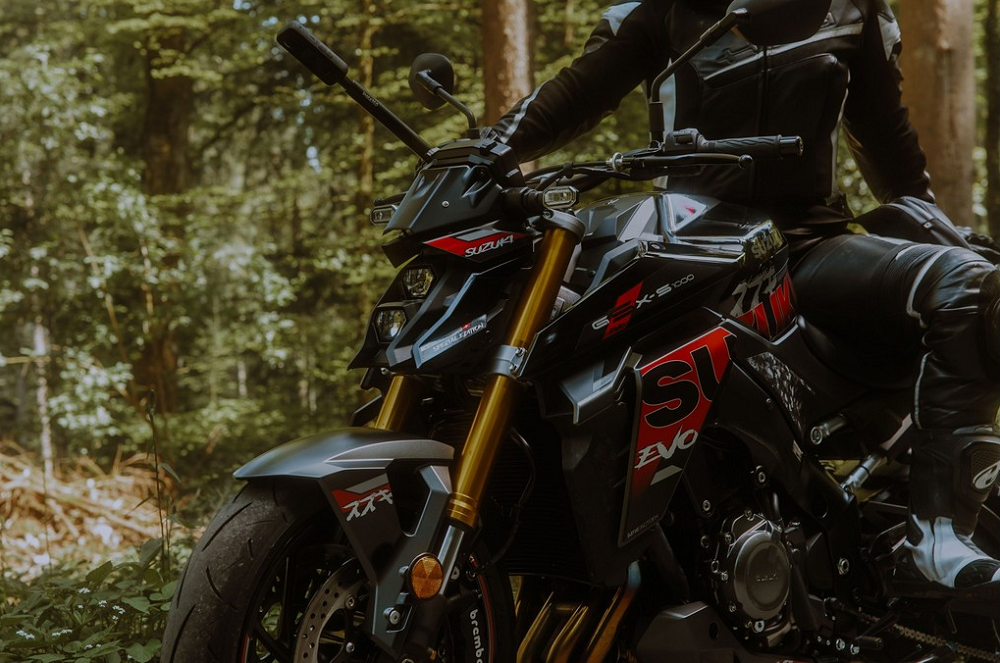 引擎、車架、前叉等配備並沒有做出任何調整,比較多的是造型上的更動