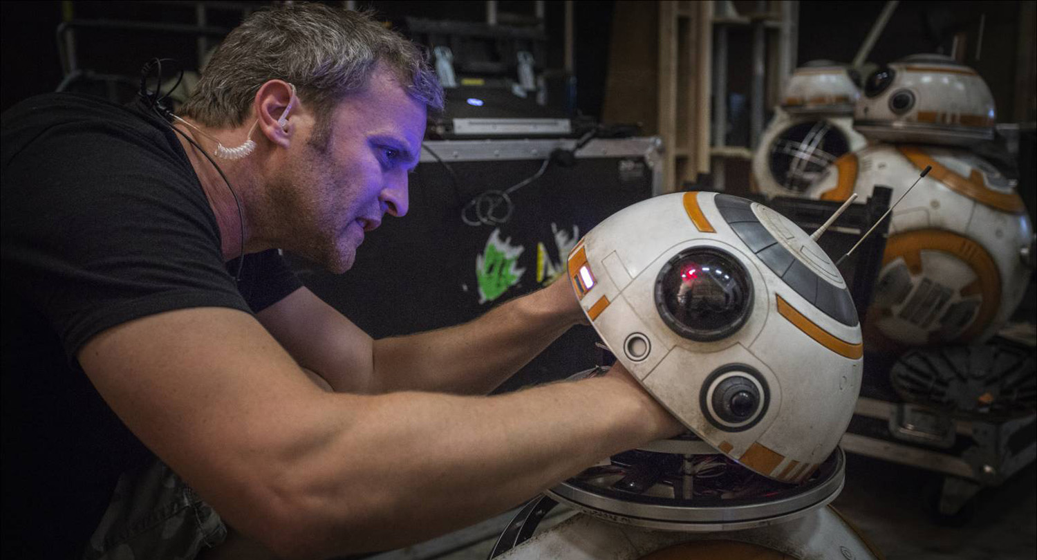 Matt Denton正是星際大戰系列中BB-8的創作者之一