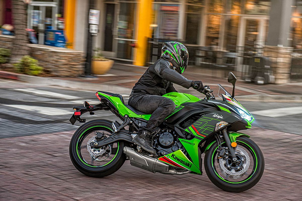 雖然動力部分尚未得知是否有進行微調,不過新年式的Kawasaki Ninja 650沒意外的話也將會來到台灣市場