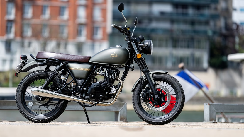 Seventy 125搭載著124c.c.單缸引擎,最大馬力11hp、最高速度預計可以來到100km/h