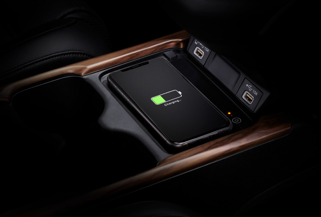 車內加入無線充電版