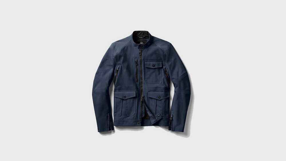 顏色共有棕色、軍綠、黑色三種可以選擇