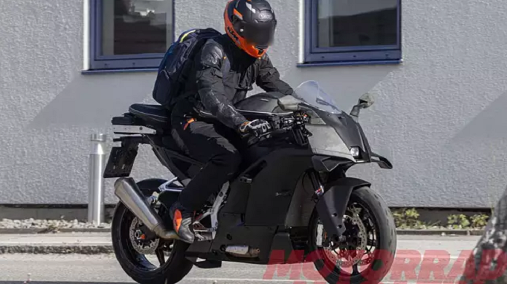 990 RC R車殼將會裝上定風翼，幫助車輛在高速行駛下降低風阻