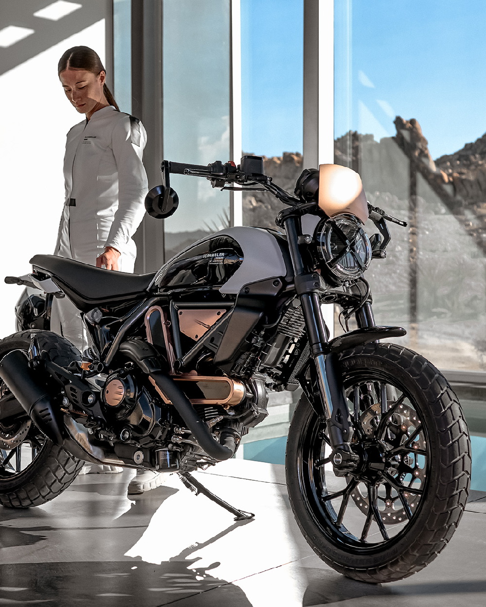 Ducati Scrambler 10° Anniversario Rizoma Edition全球限量500台,如果對她有興趣的讀者們可以再到各地經銷據點洽詢
