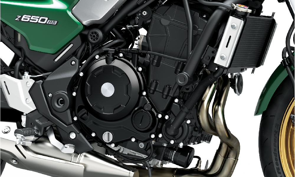 改為649c.c.並列雙缸的Z650RS看起來纖細許多