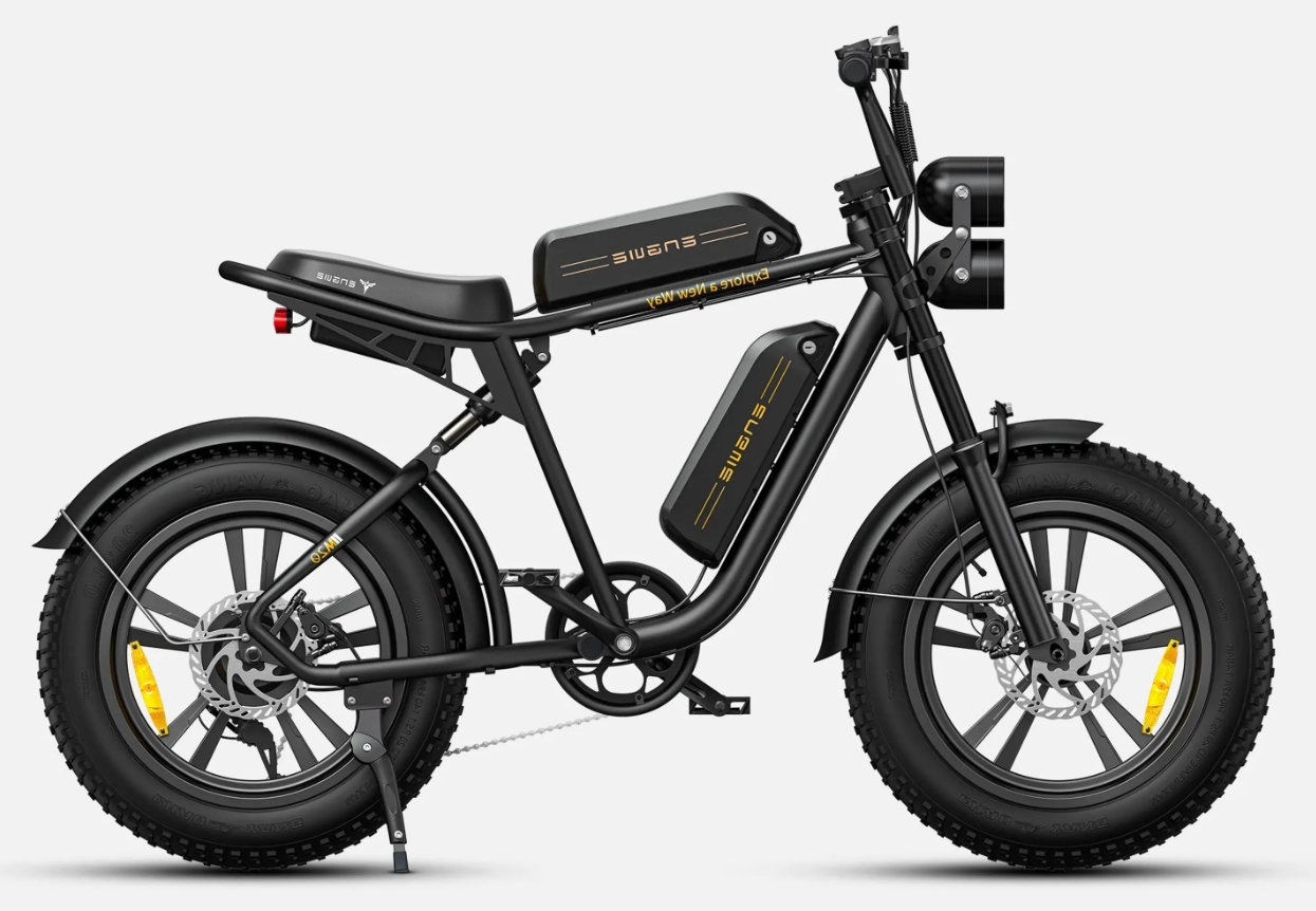 雖然有腳踏板，但M20也可以直接催油門前進，時速高達45公里