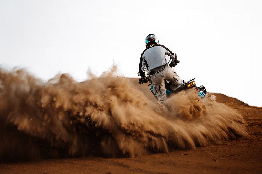 目前官方並沒有宣布800MT-X的正式售價及實際販售日期,但希望未來有機會可以在台灣市場看到他的身影