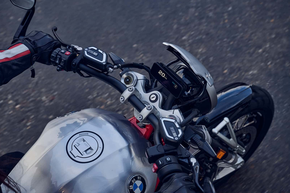 數位儀表將有「純粹駕駛」模式,讓儀表只顯示速度、駕駛模式、檔位三種資訊