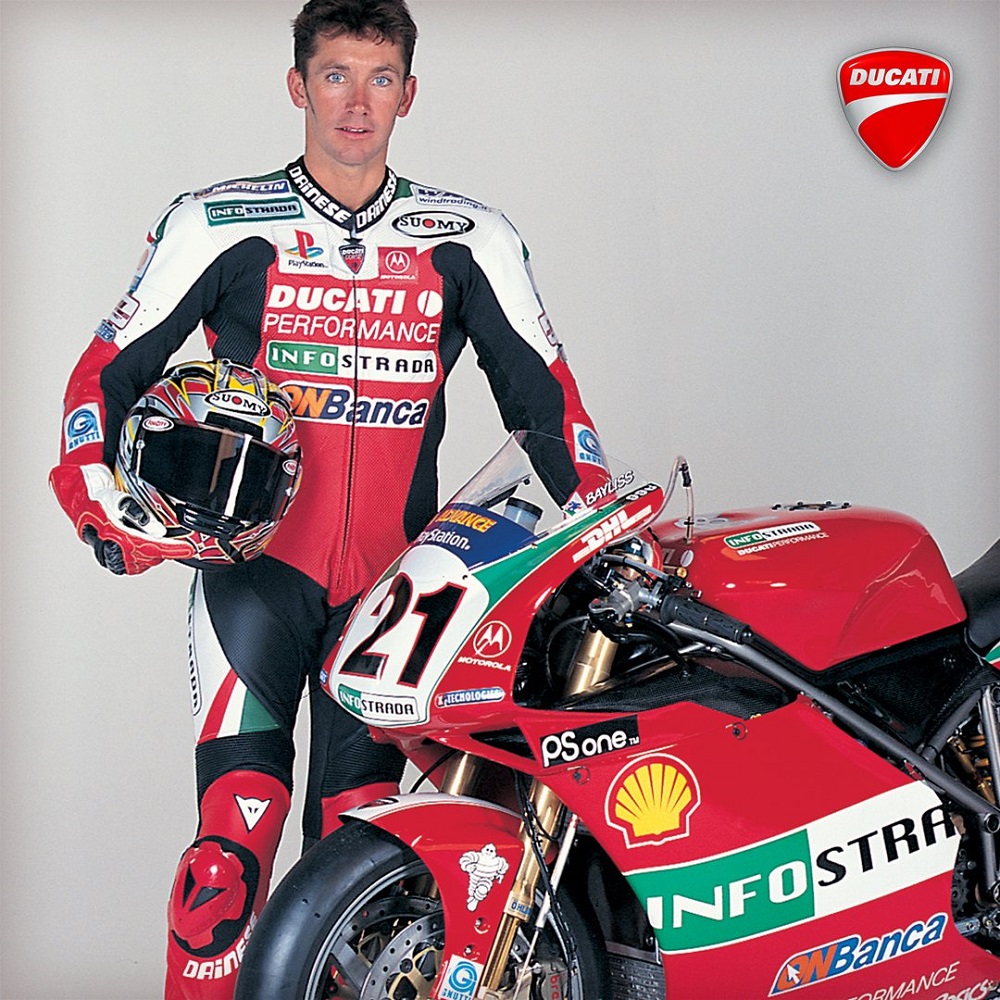 擁有「最速油漆工」支撐的Troy Bayliss在1999年騎乘Ducati 996取得BSB賽事三連霸當中的第一座冠軍