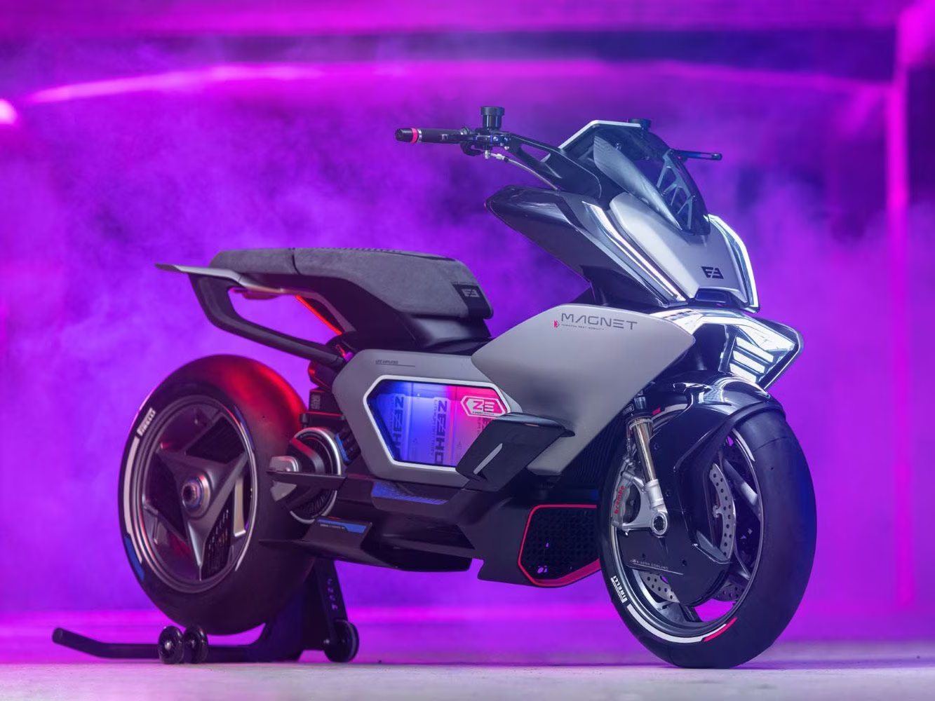 CFMoto為數眾多的電動車款中,又屬概念車Magnet最引人注目