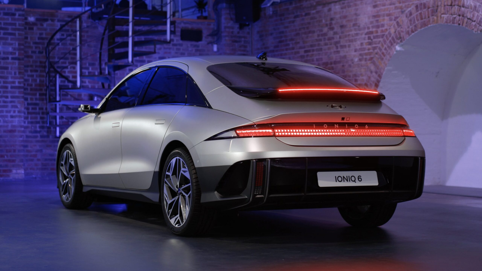 Ioniq 6的斜背設計，對車室空間會產生一定的犧牲