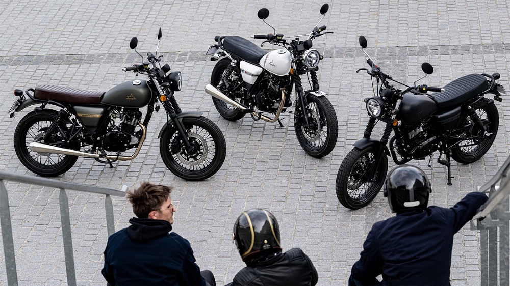 Mash官方提供了三種不同塗裝,售價則是開出了約新台幣8.9萬元的親民價格