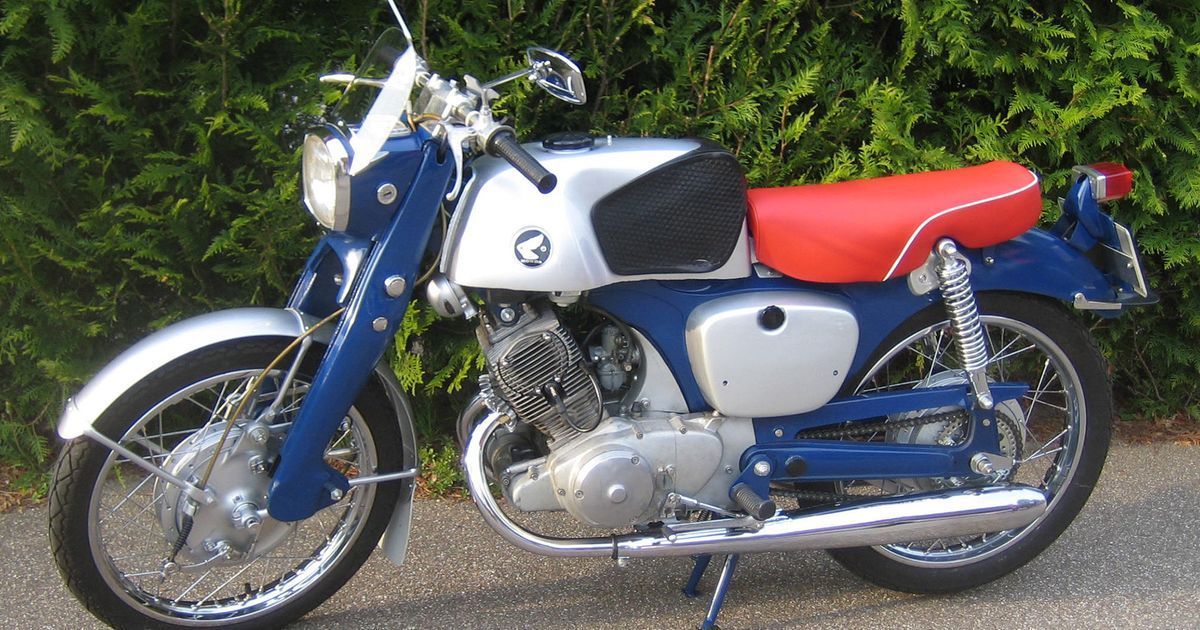 CB系列的始祖CB92也是採用壓鑄鋼車架的形式