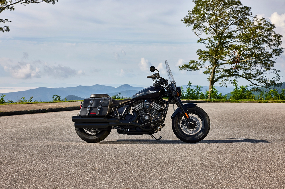 Indian最近推出了暗黑版本的Chief Dark Horse