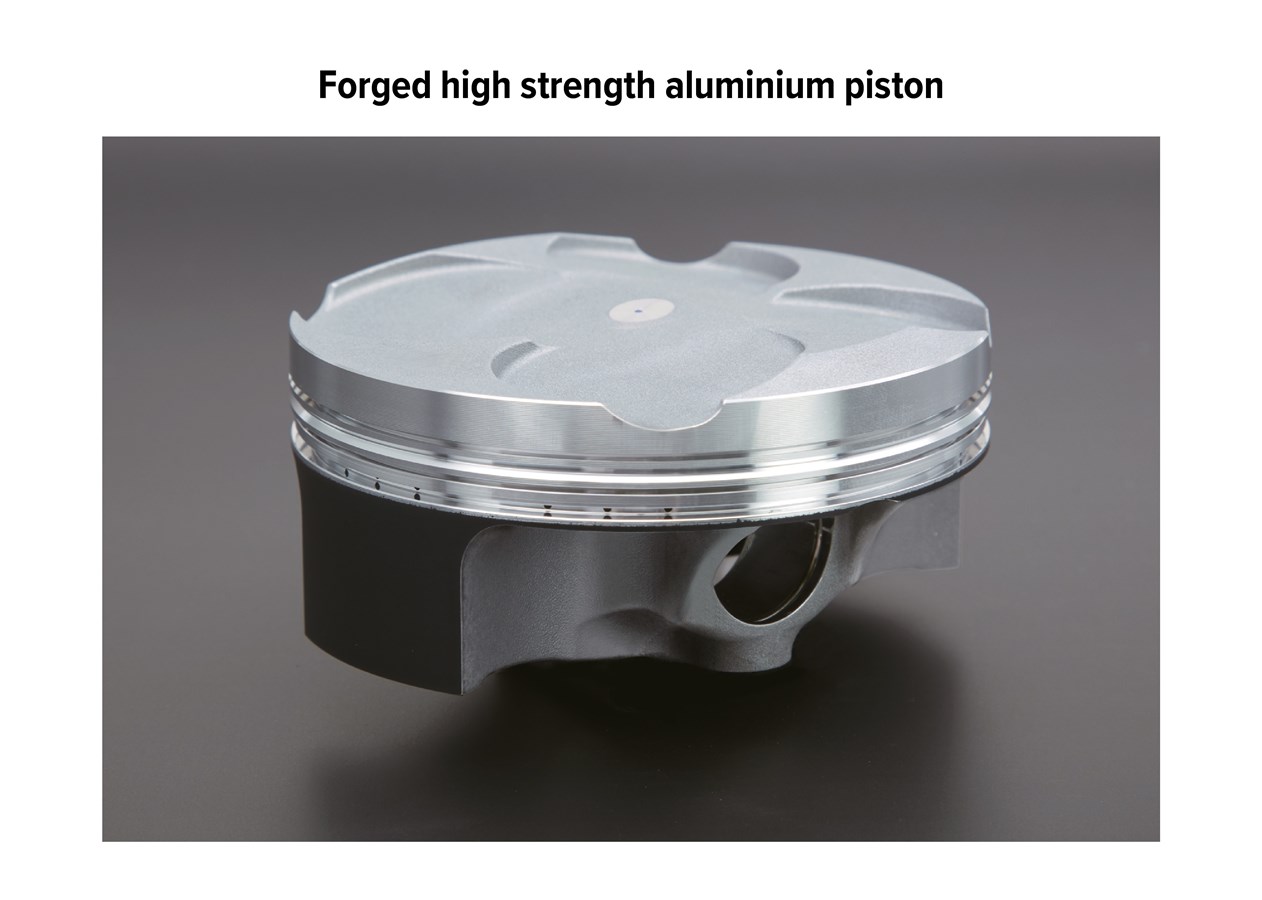 鍛造鋁製活塞、鈦金屬連桿等腹內優化,鋁製活塞比先前輕5%,鈦金屬連桿也比先前的鉻鉬鋼連桿更輕50%的重量。
