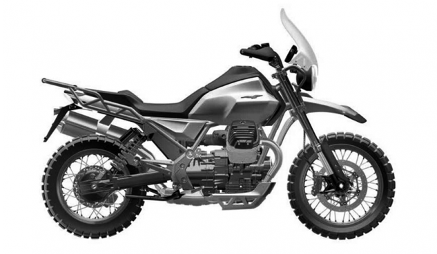 從右側的對比圖看得出，排氣系統部分有明顯的改變