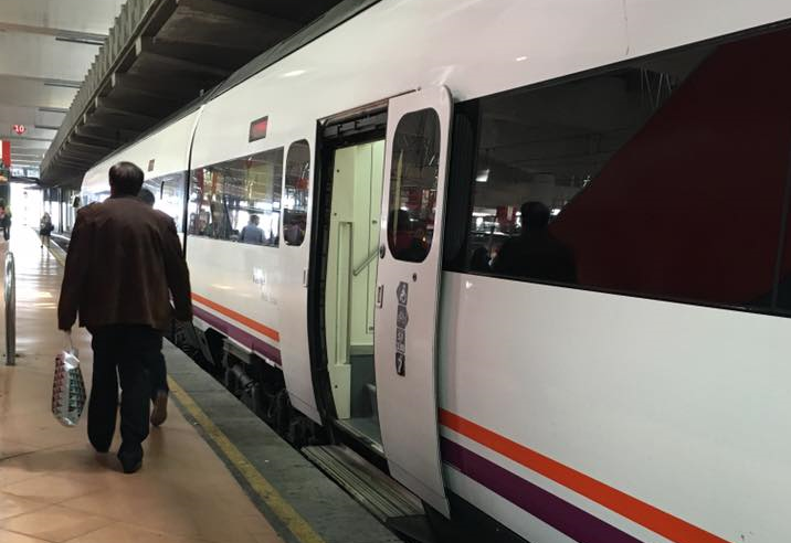 捌弟家鄉距離馬德里約一個半小時的車程。