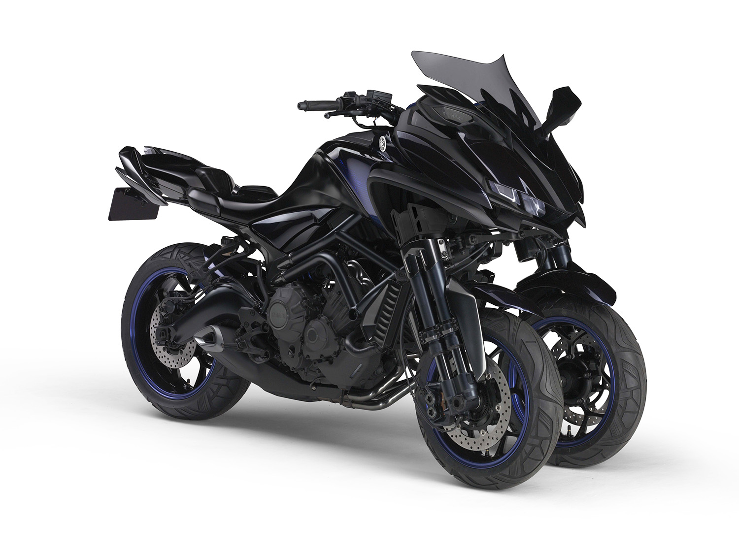 Yamaha MWT-9的三輪機構近似於早期Honda發表的NC系三輪車的設計,而這樣的設計最終沒被Honda所使用