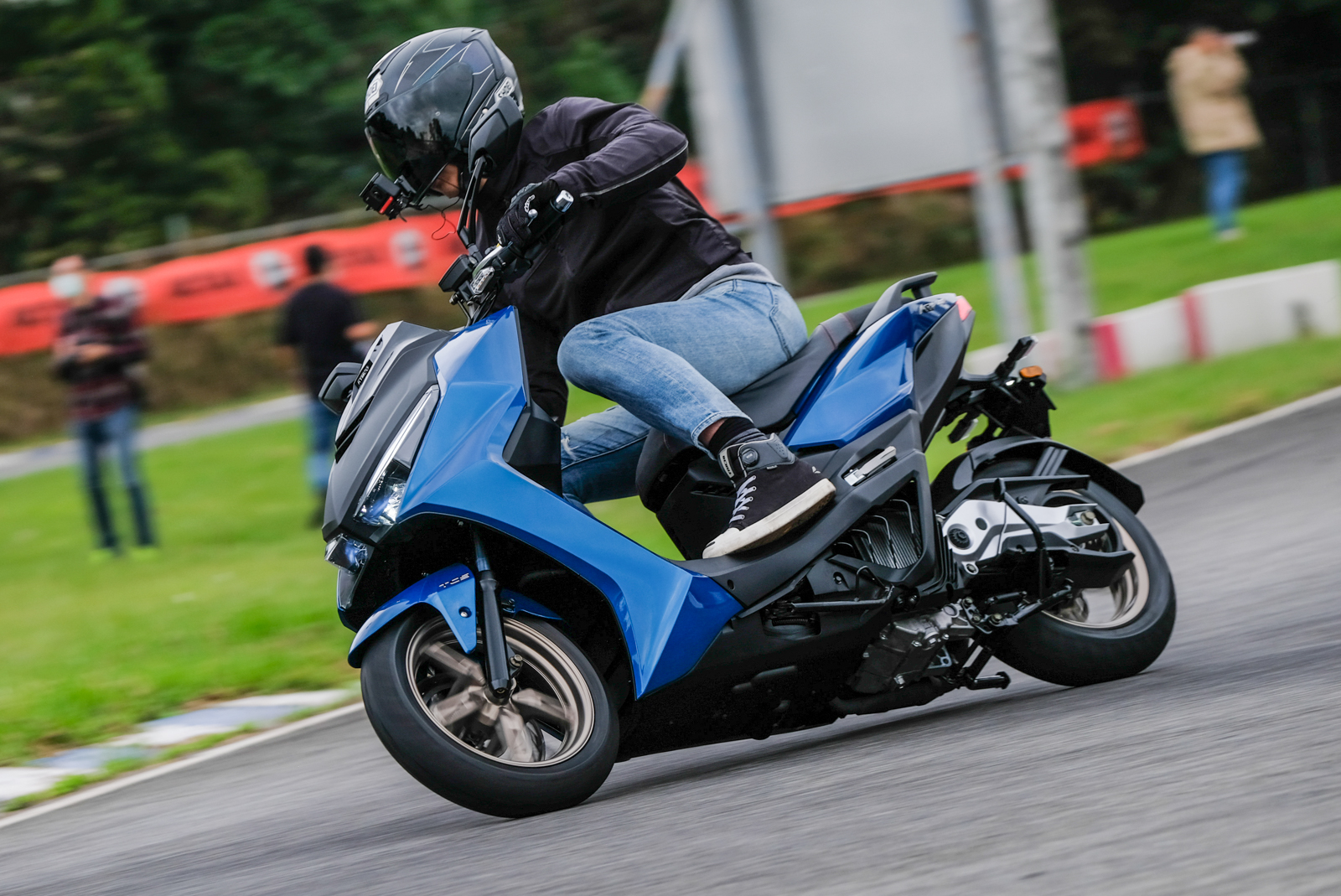 KYMCO KRV導入TCS系統之後，瞬間點燃同級距的配備戰火