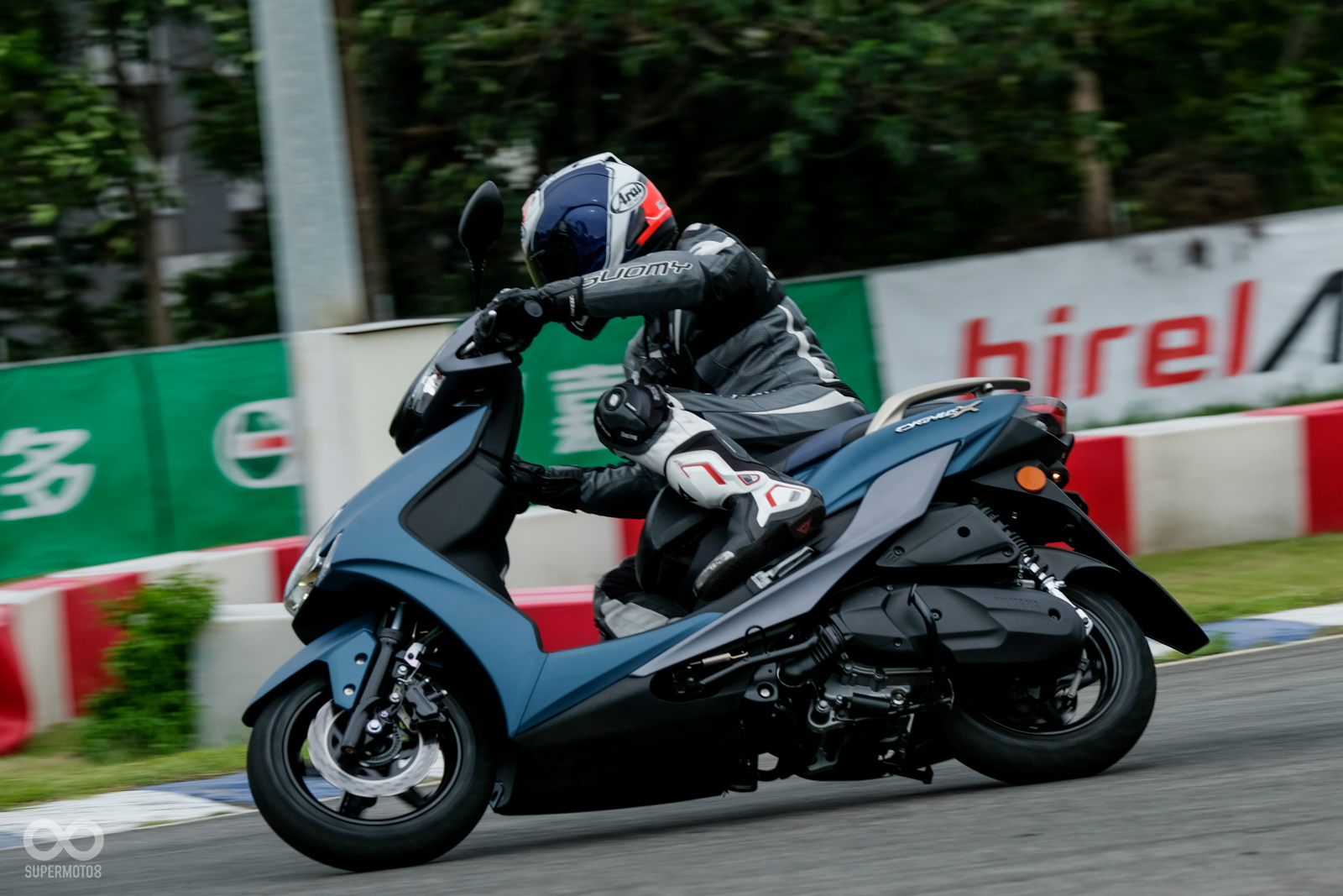 針對琦玉縣內的高中學生，在通勤以外的時間可以不受限制的騎乘摩托車。但實施要領等規定則要等到2019年4月1日方能正式上路。