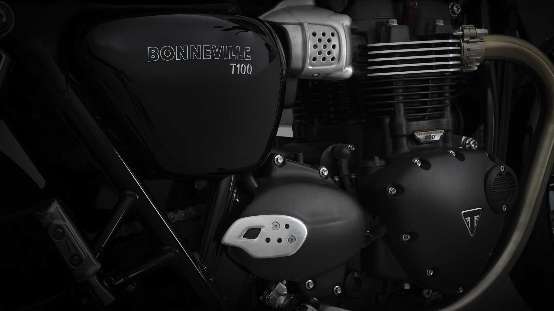 TRIUMPH在引擎、車身細節處理上很有一套