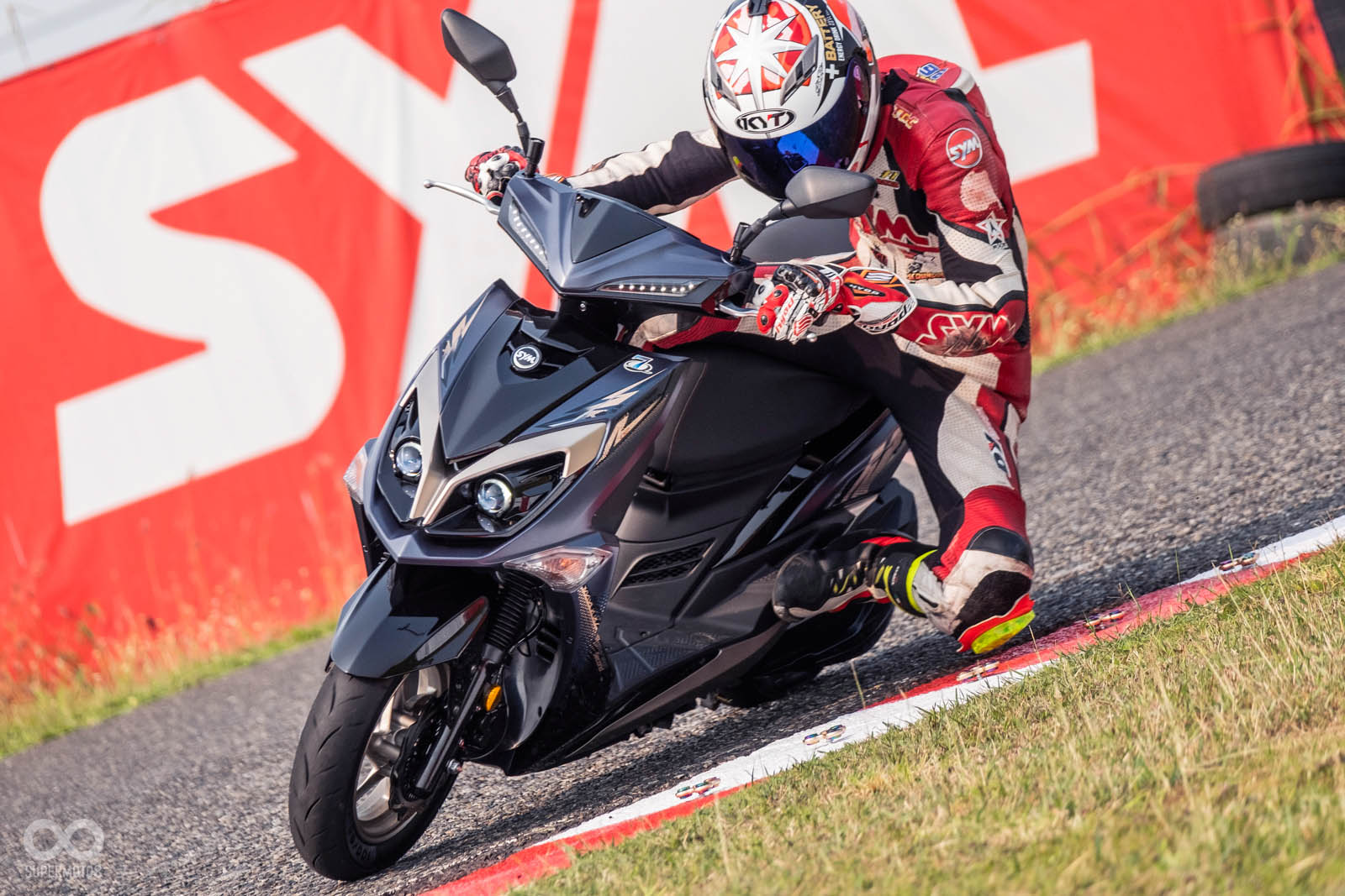 圖為廣告拍攝車輛,實際規格以原廠販售為主