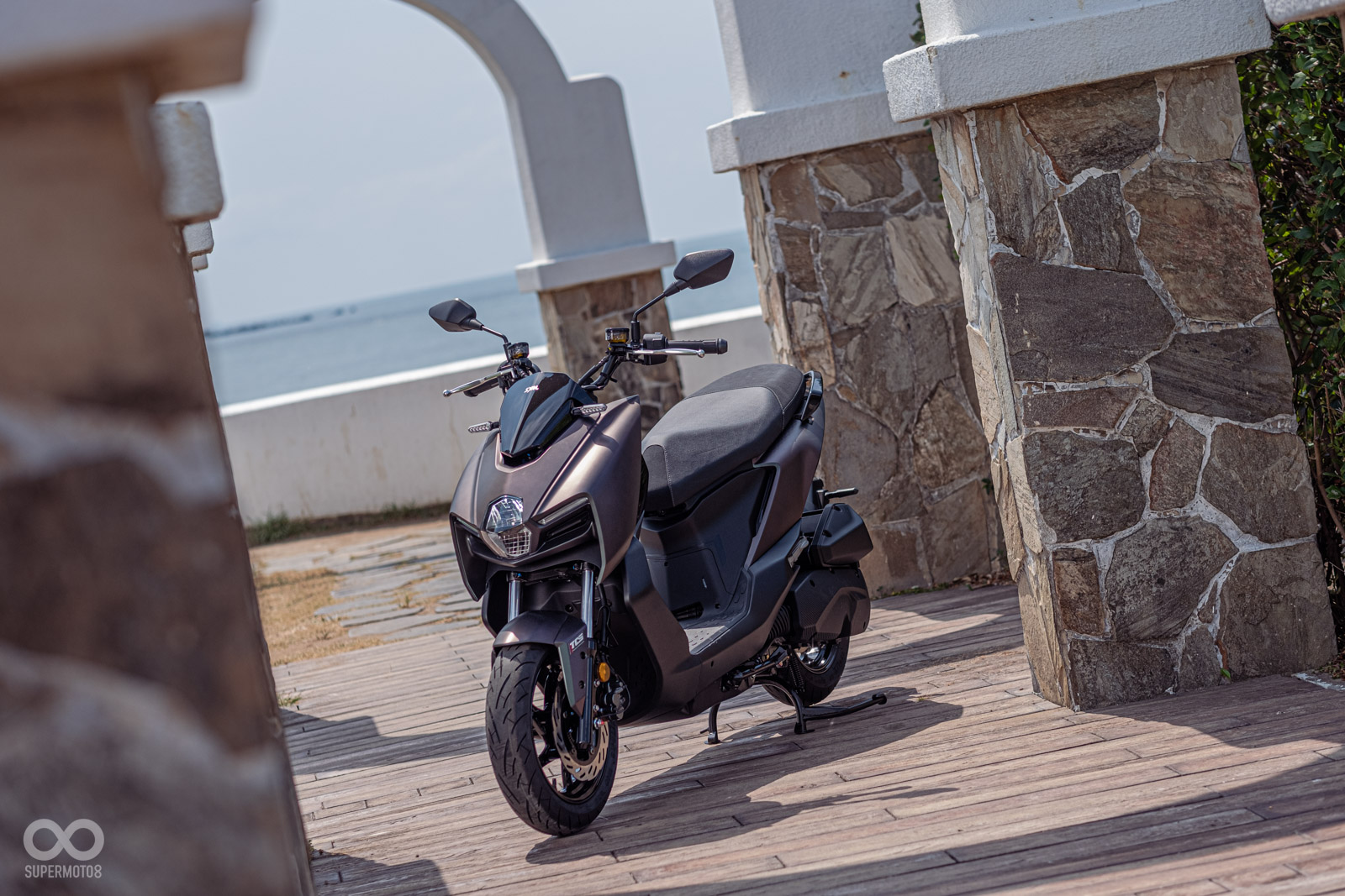 以蛇型意象貫穿全車的SYM MMBCU,侵略滿點的外型廣受好評