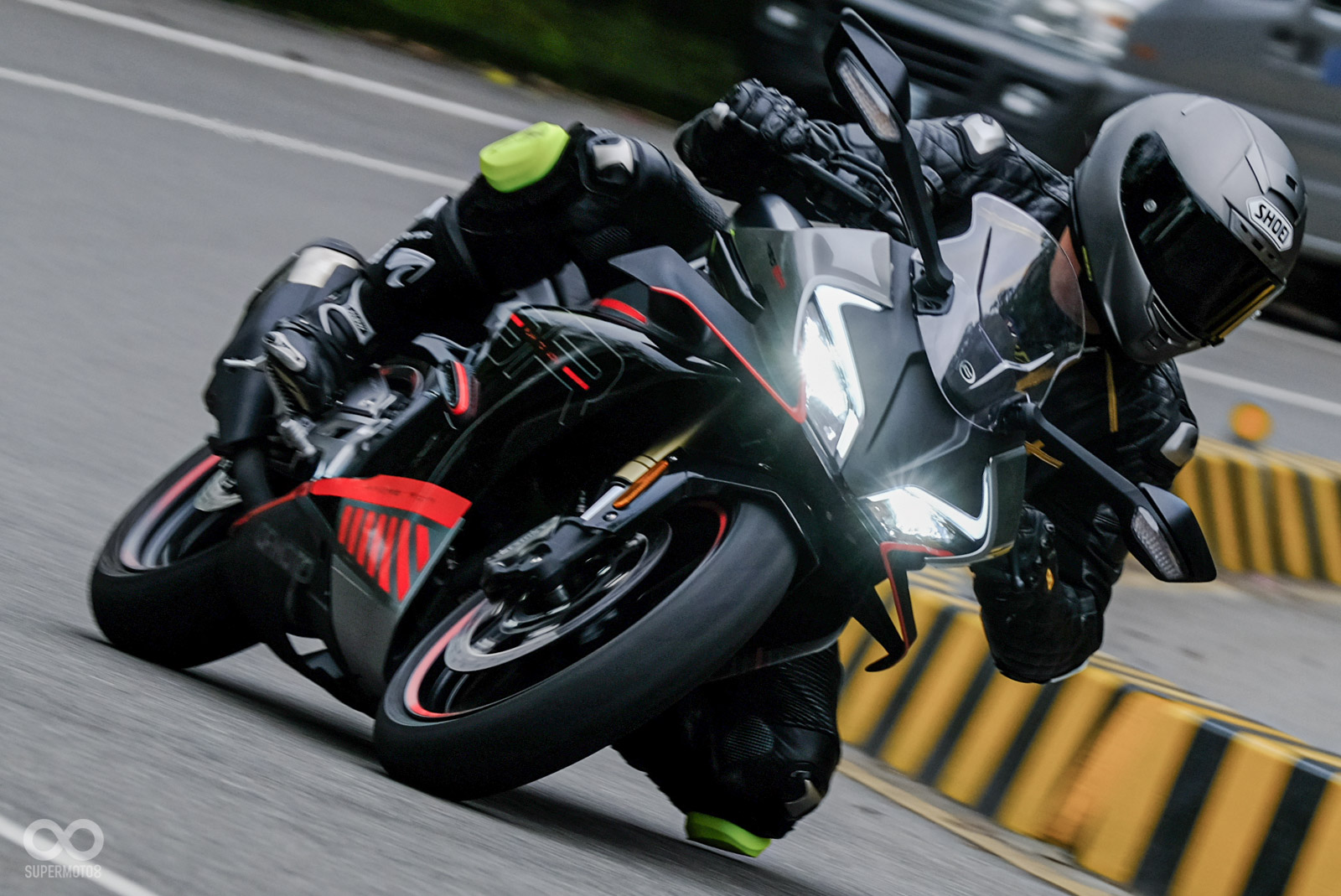 從紙上規格來看,CFMOTO 450SR擁有較為優異的規格配備