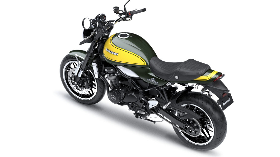 油箱、側蓋上的字體都改以立體銘牌呈現