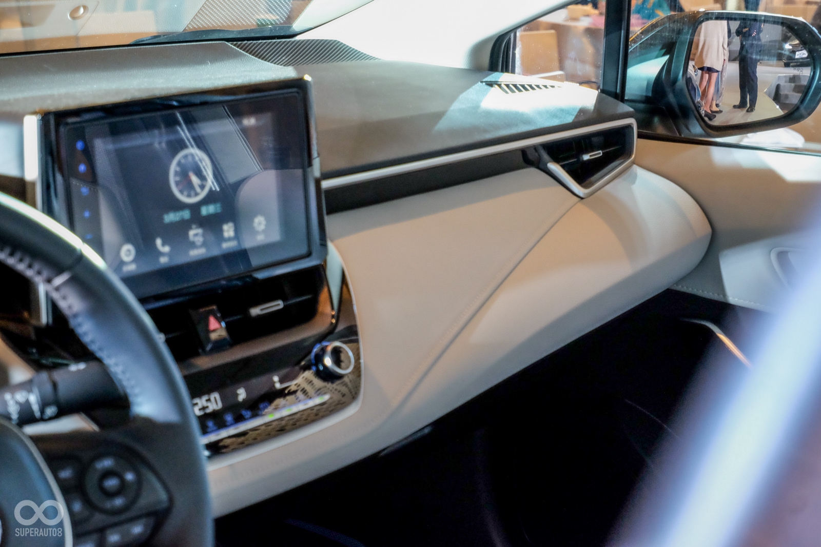 內裝採用大量軟質塑膠