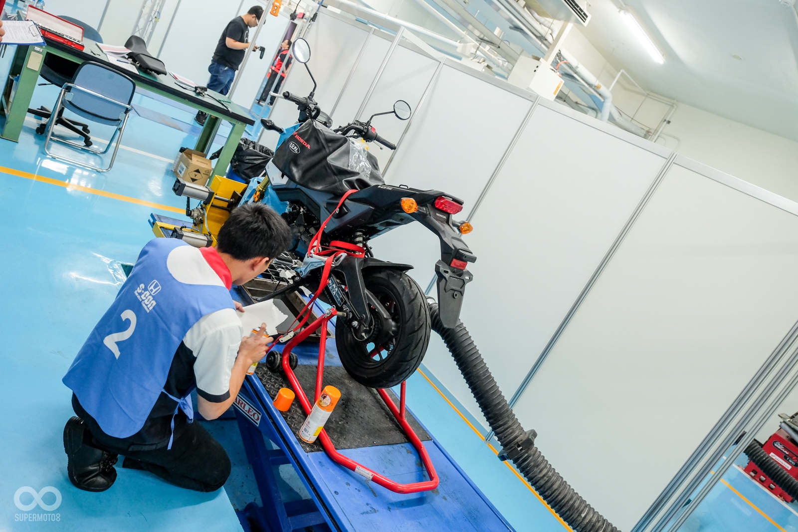 施作時皆會為車輛安裝綁帶