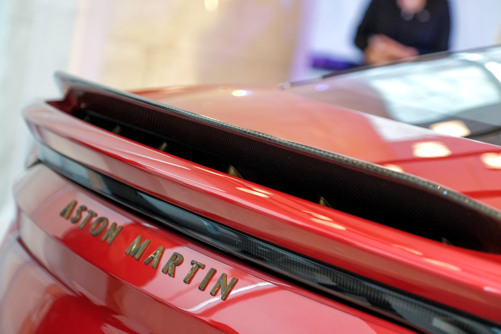 AreoBlade II尾翼最高可產生180公斤的下壓力