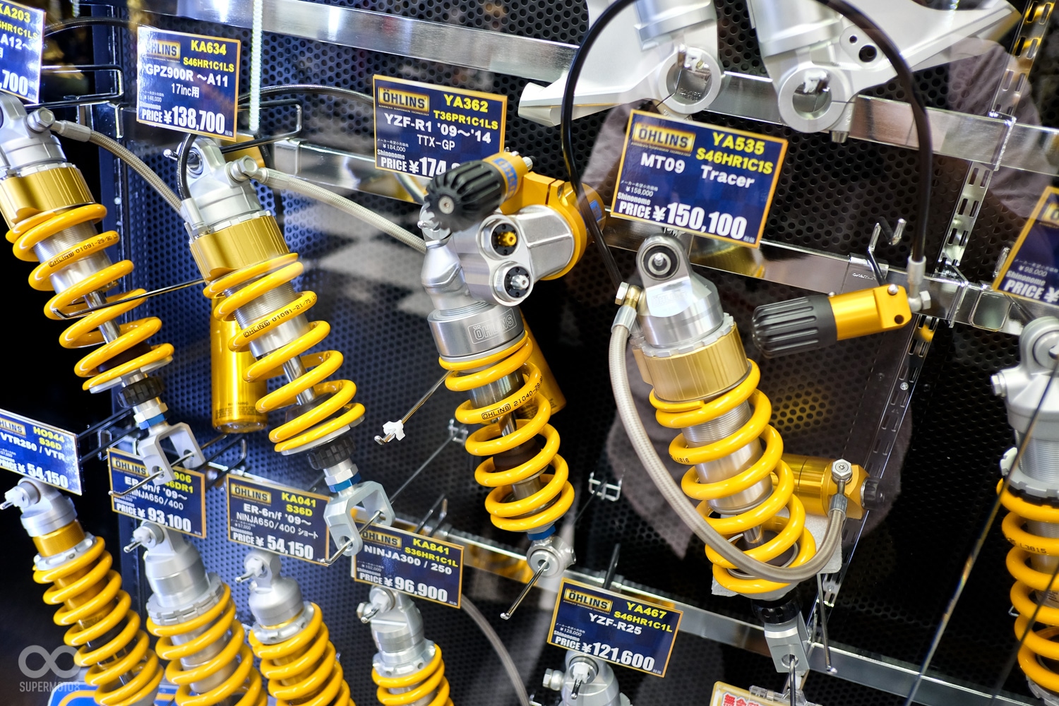 仔細一看售價,台灣沒比較貴