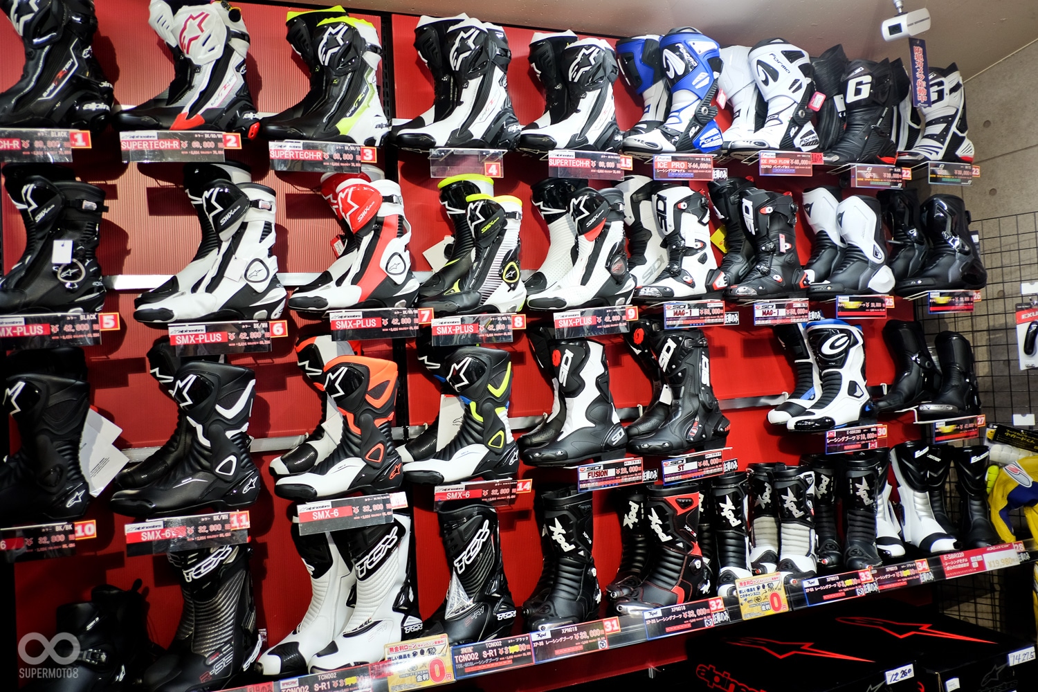 同樣因日圓匯率,在日本買歐美品牌不會比台灣便宜,甚至更貴