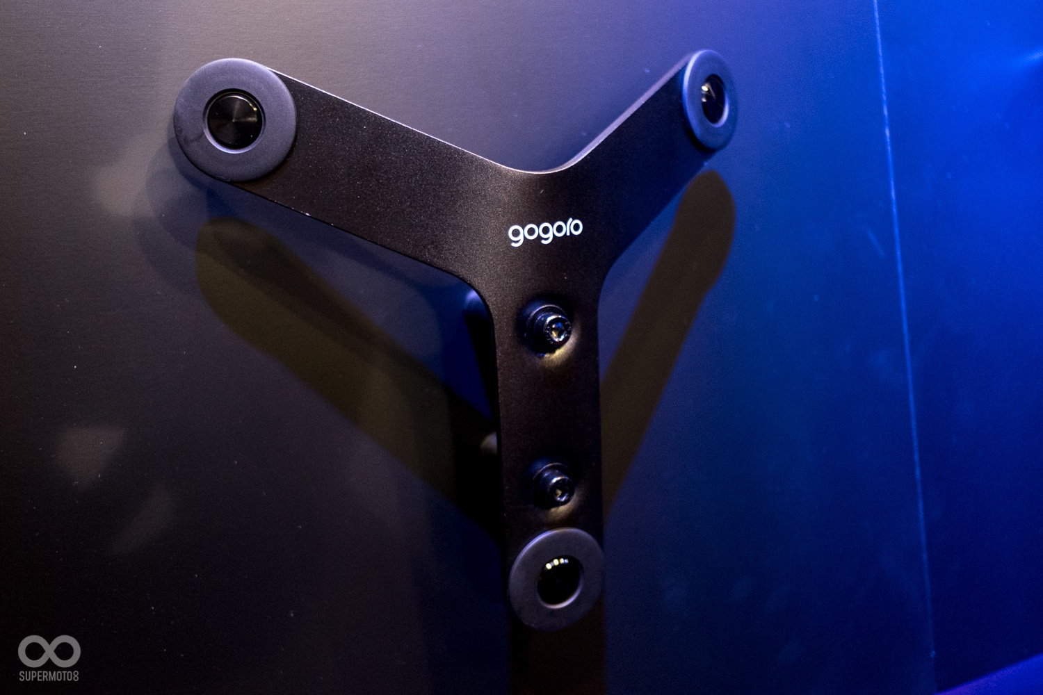 熱賣的Y字置物架，同樣推出Gogoro S專屬配色